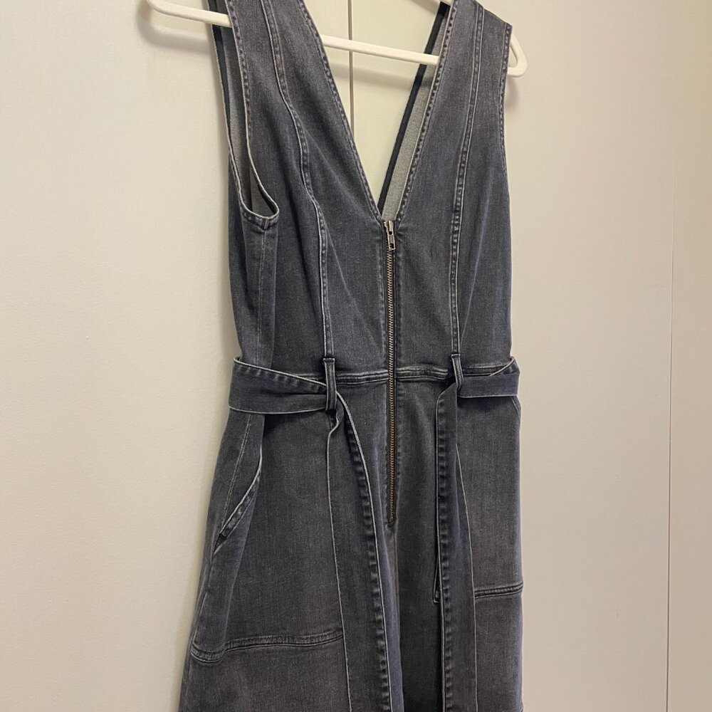 Alice and Olivia Gorgeous Zip-Front Denim Mini Dress size 10 excellent condition - Picture 9 of 9